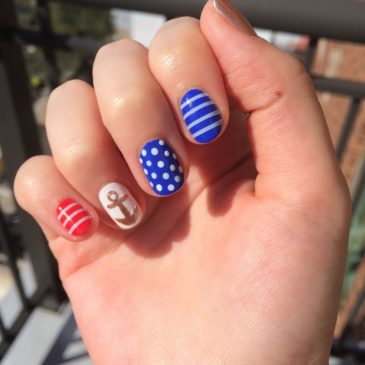 DIY: aprende, passo a passo, a fazer uma “Nautical Nail Art”