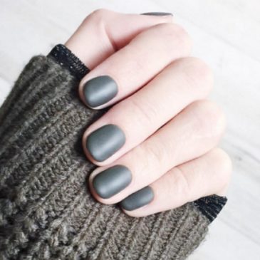 Cores de verniz e design de unhas tendência para este inverno